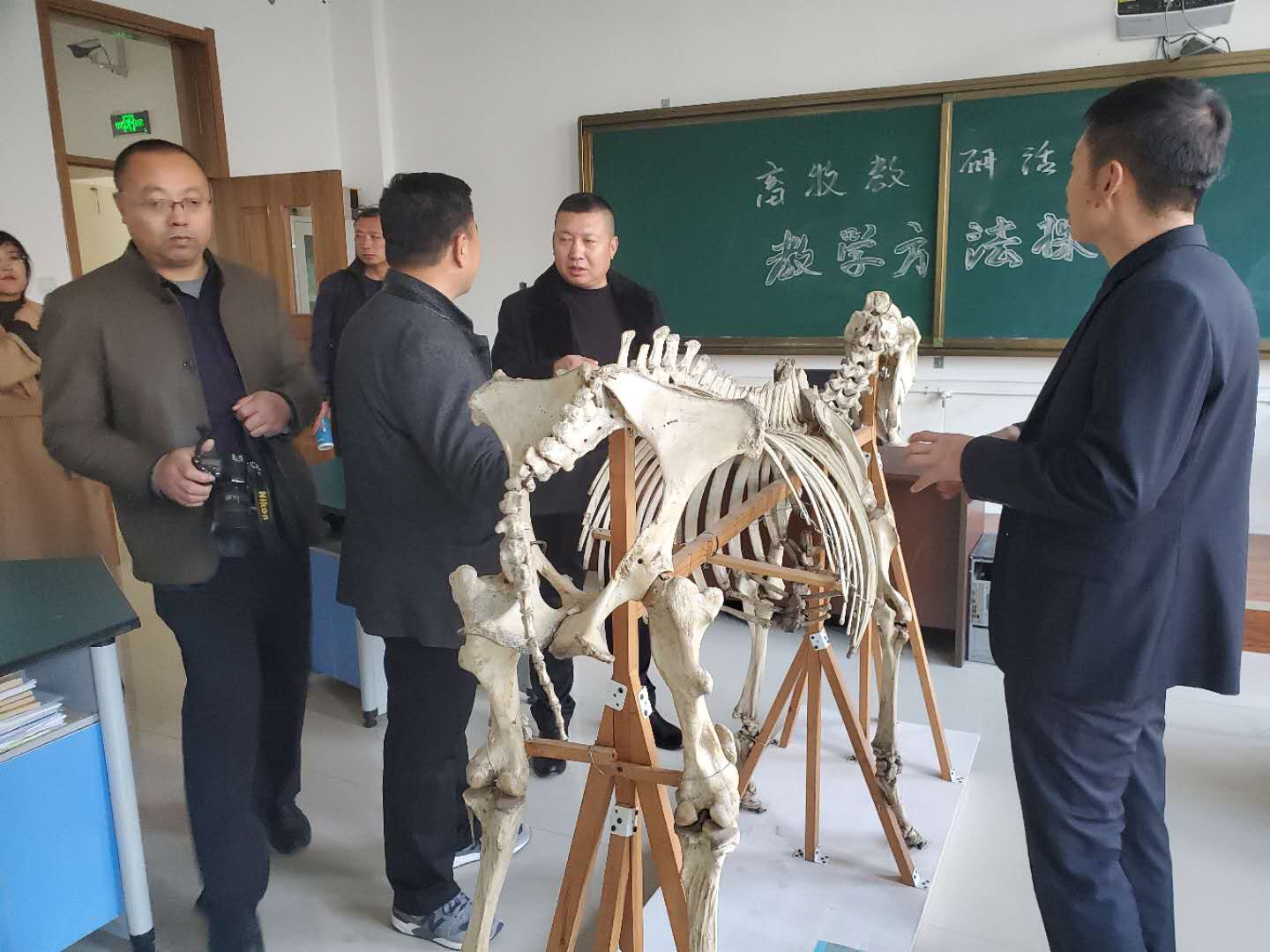 微信图片_2020110215450433.jpg